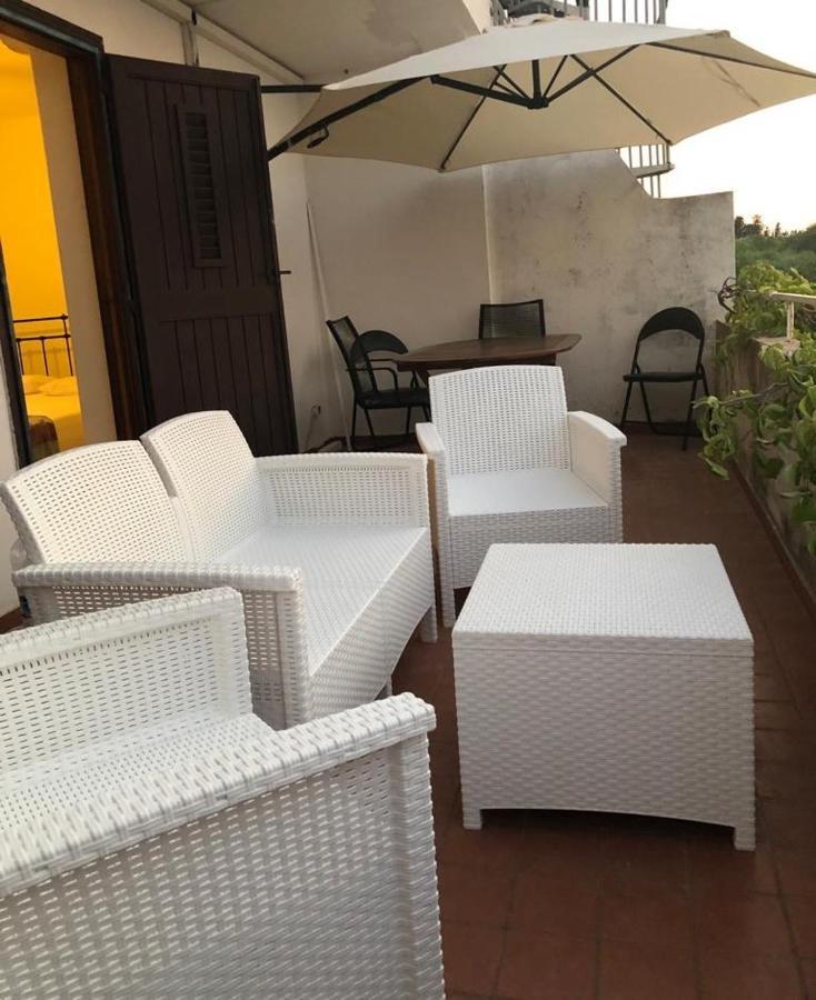Amy Villa Agnone Bagni Exterior photo