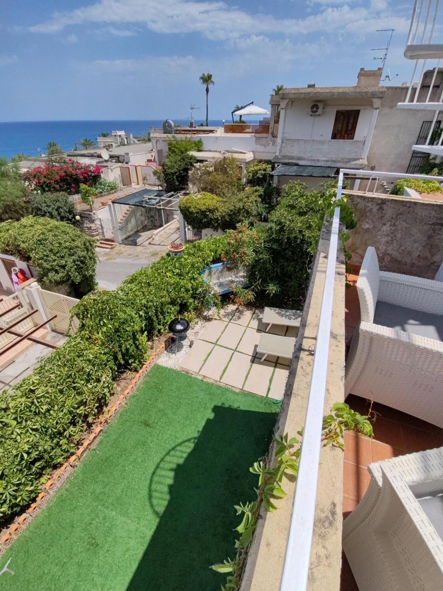 Amy Villa Agnone Bagni Exterior photo